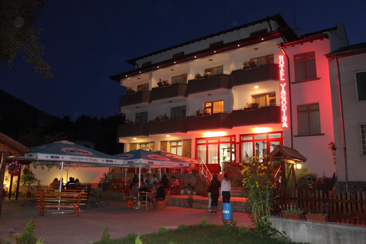 Yagodina Family Hotel Bagian luar foto