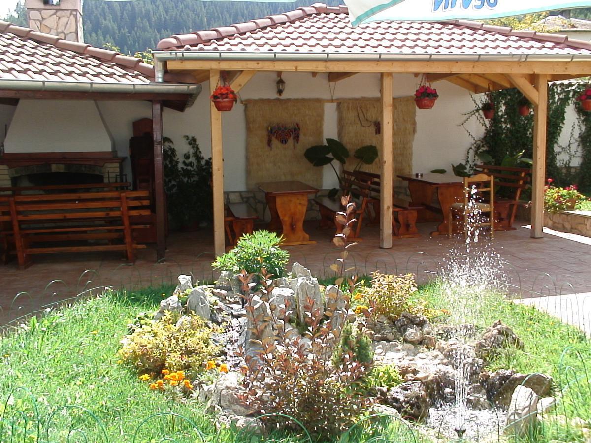 Yagodina Family Hotel Bagian luar foto