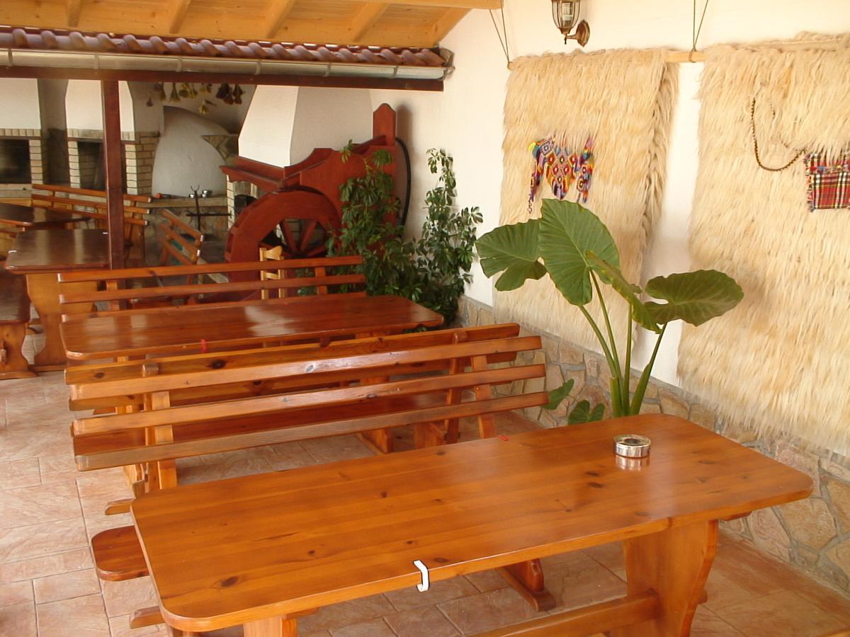 Yagodina Family Hotel Bagian luar foto