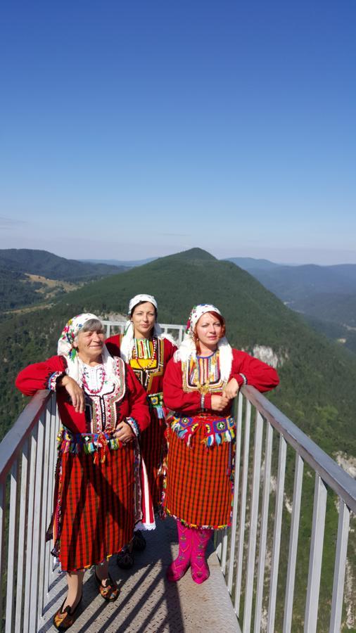 Yagodina Family Hotel Bagian luar foto